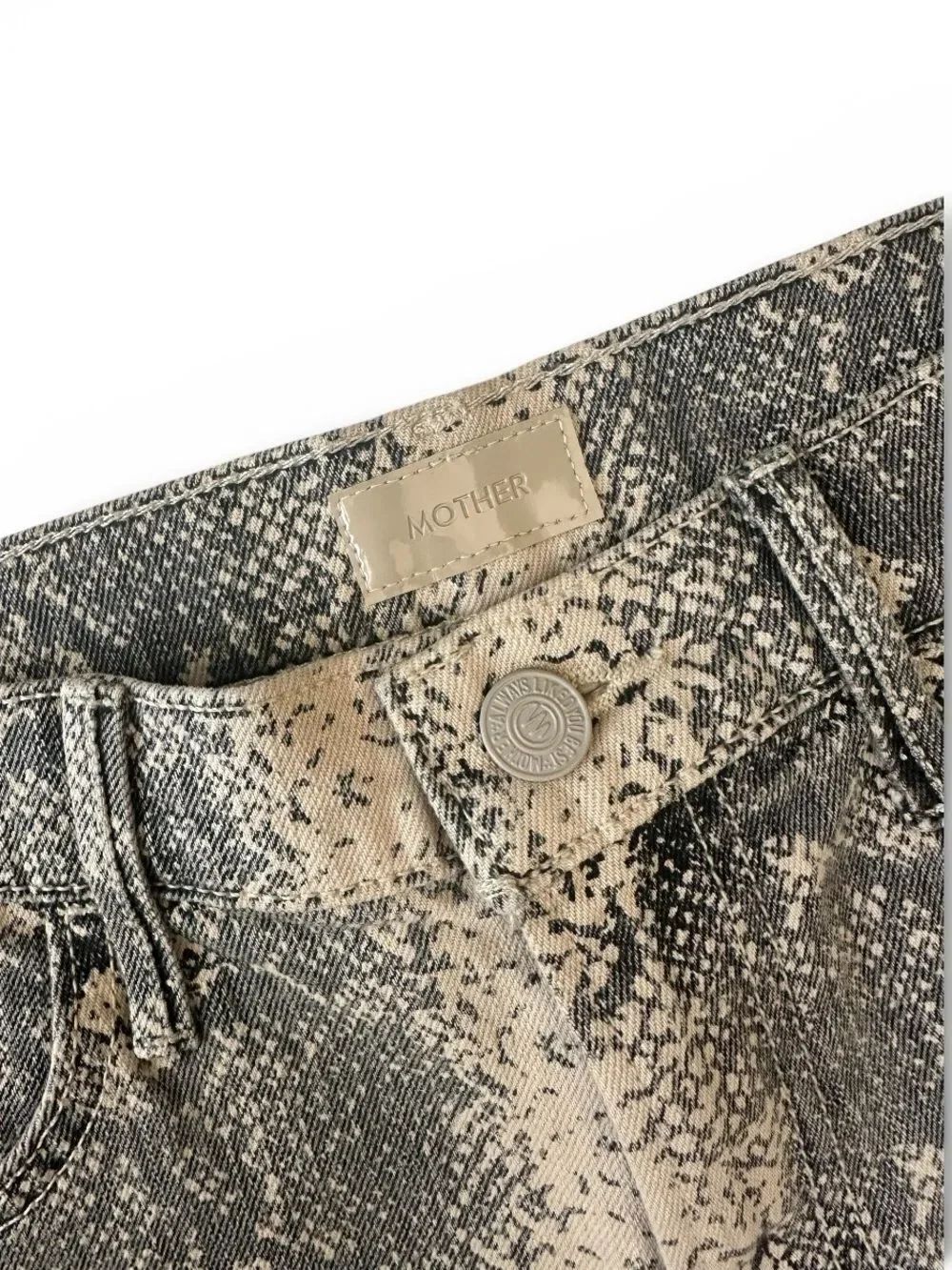NWT MOTHER Hustler Flood High-Rise Snake Print Jeans Anthropologie Size 26 - Picture 7 of 10